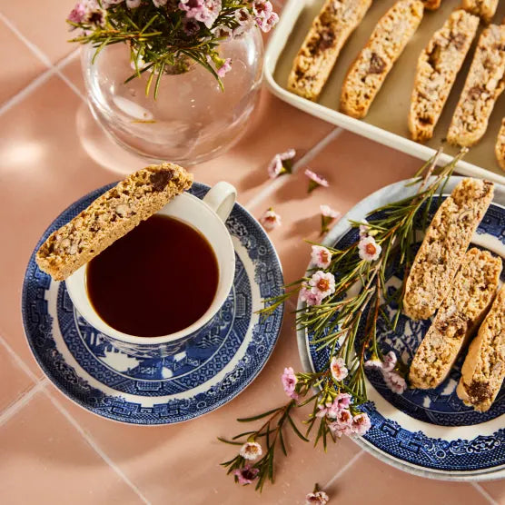 Delish Sisters Dark Chocolate & Pecan Biscotti, 150g