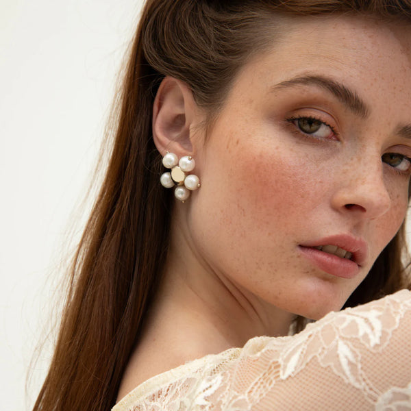 Pichulik Freya Pearl earrings