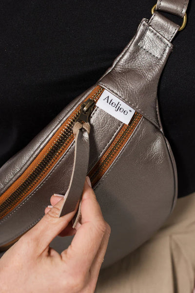 Michél Leather Moon Bag | Pewter