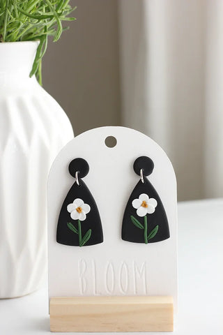 Black earring with Daisy Flower clay Earrings