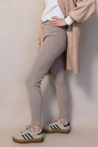 Sotfline Knit Legging | Taupe