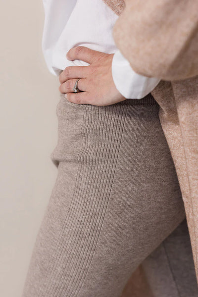 Sotfline Knit Legging | Taupe