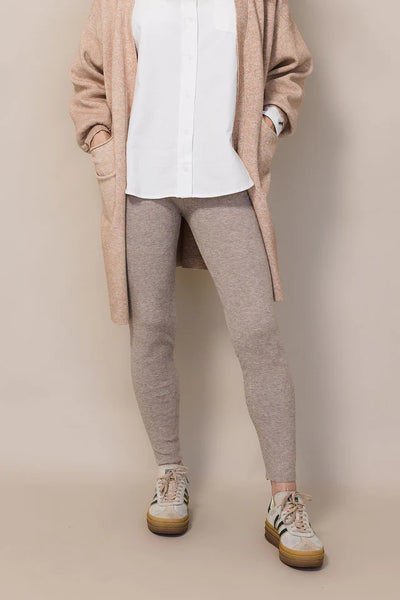 Sotfline Knit Legging | Taupe