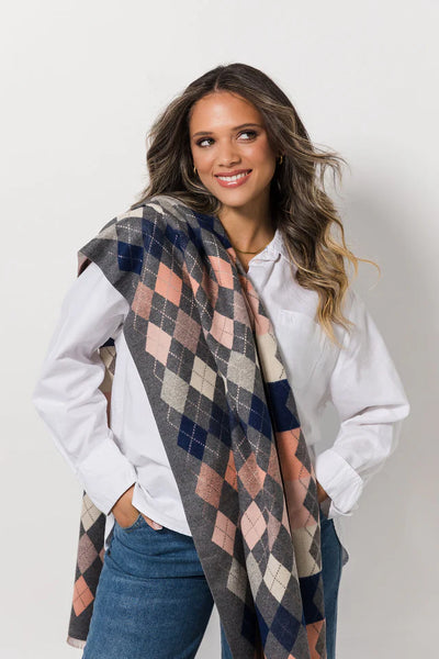 Argyle Wrap | Grey