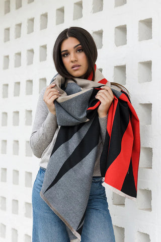 Geo Triangle Wrap | Black/Red
