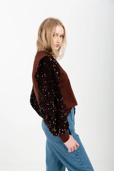 Livia Top Chocolate Sequence