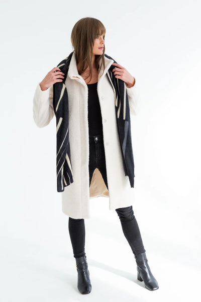 Kinda Chrissy Coat Textured Ivory