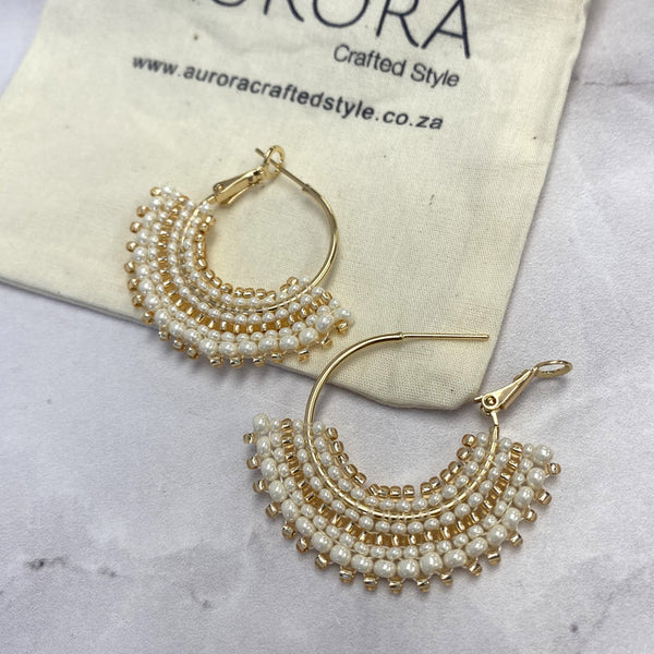 Cleopatra Hoop in Pretty Pearl (Gold)