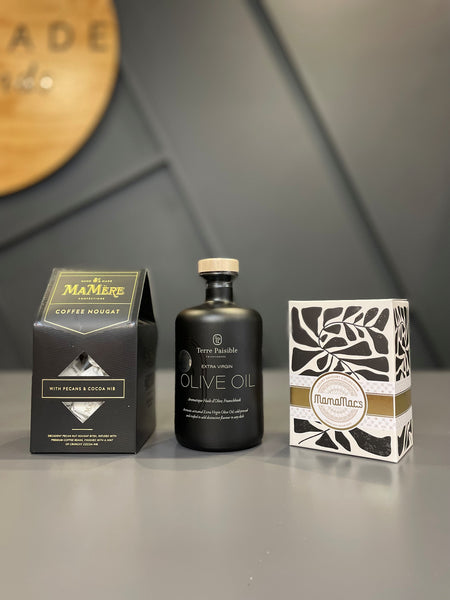 Black, white and gold hamper