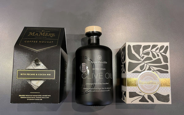 Black, white and gold hamper