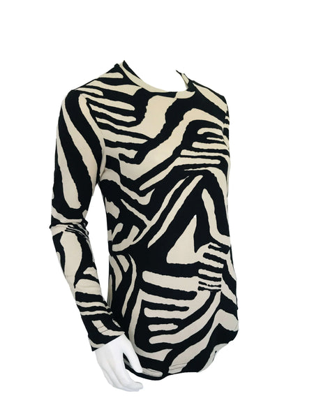 Pleat Back Top – Sand Black