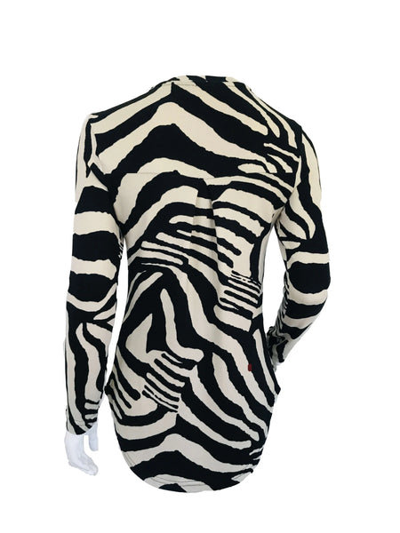 Pleat Back Top – Sand Black
