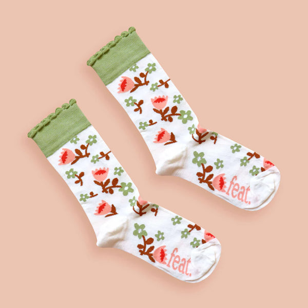Ladies’ Cream Protea Frill socks | Protea socks made in South Africa