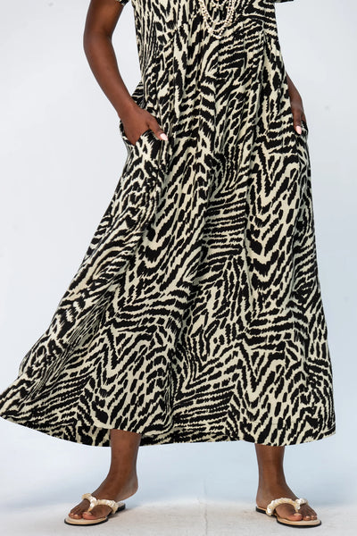 Riveria Dress - Black and Creme