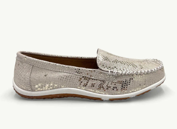Julz Sable in Gold Snake