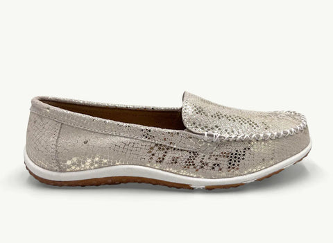 Julz Sable in Gold Snake