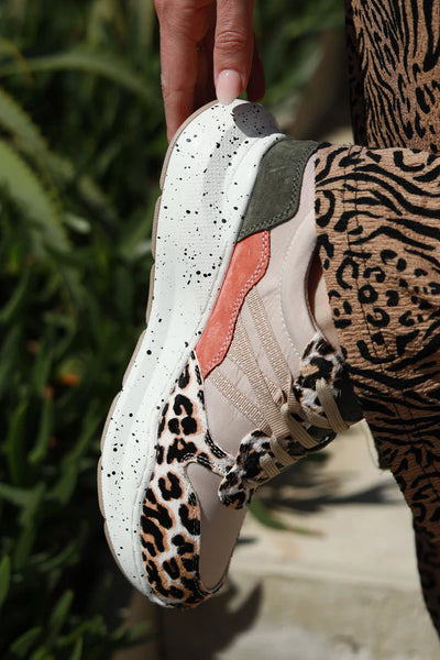 Julz Wade Sneaker in Beige & Leopard