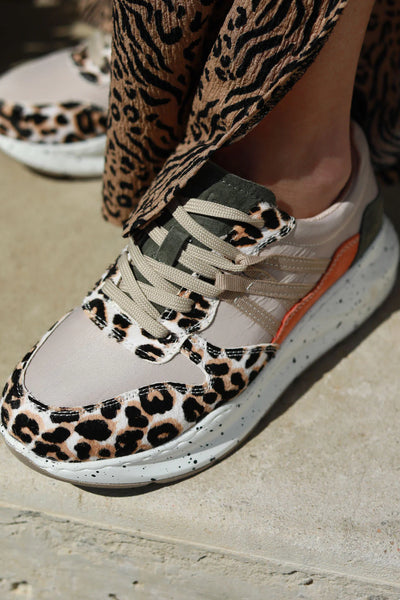 Julz Wade Sneaker in Beige & Leopard