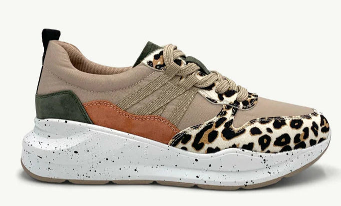 Julz Wade Sneaker in Beige & Leopard