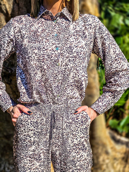 Ellie - Thunderstorm: Classic Collared Shirt with a Cuff